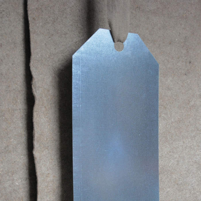 Etiquette en métal galvanisé à suspendre