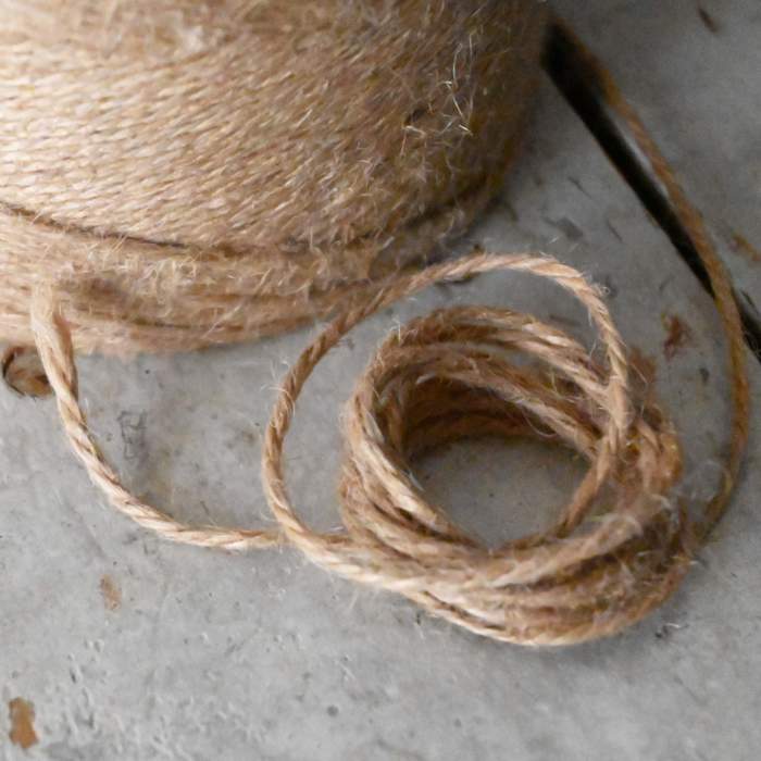 Bobine jute 1/2 laineuse 1 kg